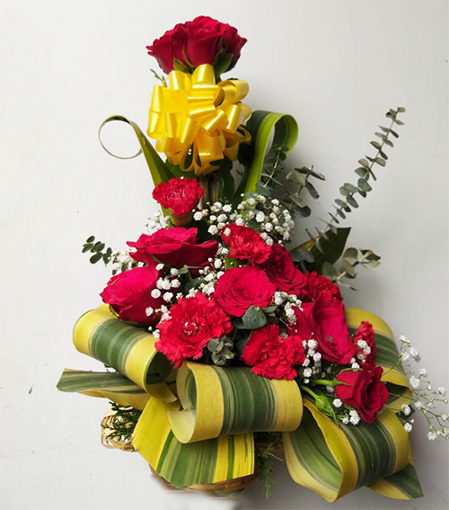 Arrangement of 10 Red Roses & 10 Red Carnation