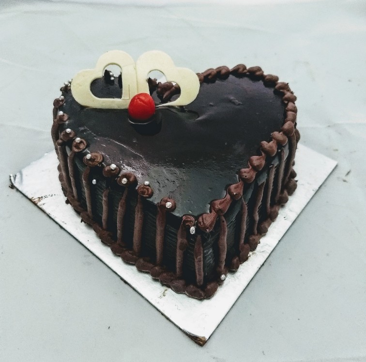 Heatshape Chocolate Truffle Cake