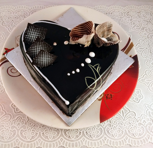 Heartshape Chocolate Cake