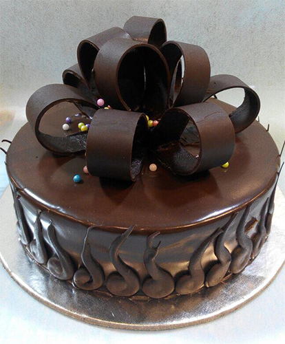 send flower Gujranwala Town1kg Belgium Chocolate Cake